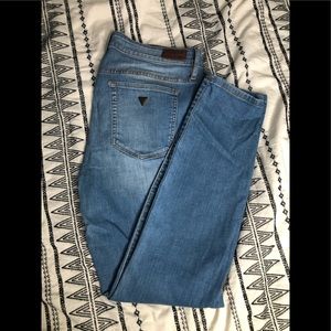 GUESS: Power Curvy Mid-Rose Denim Jeans